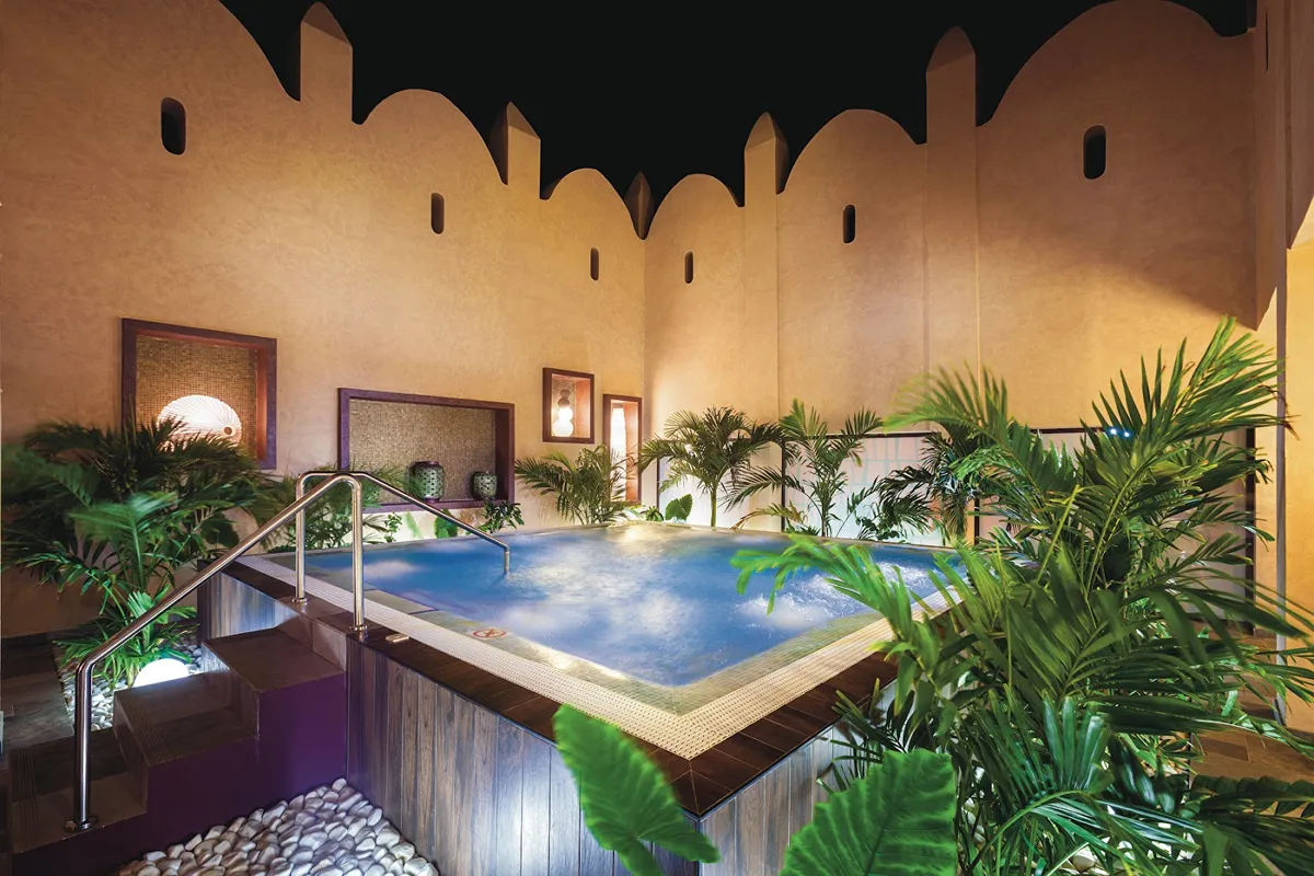Hotel Riu Funana, Sal interior view