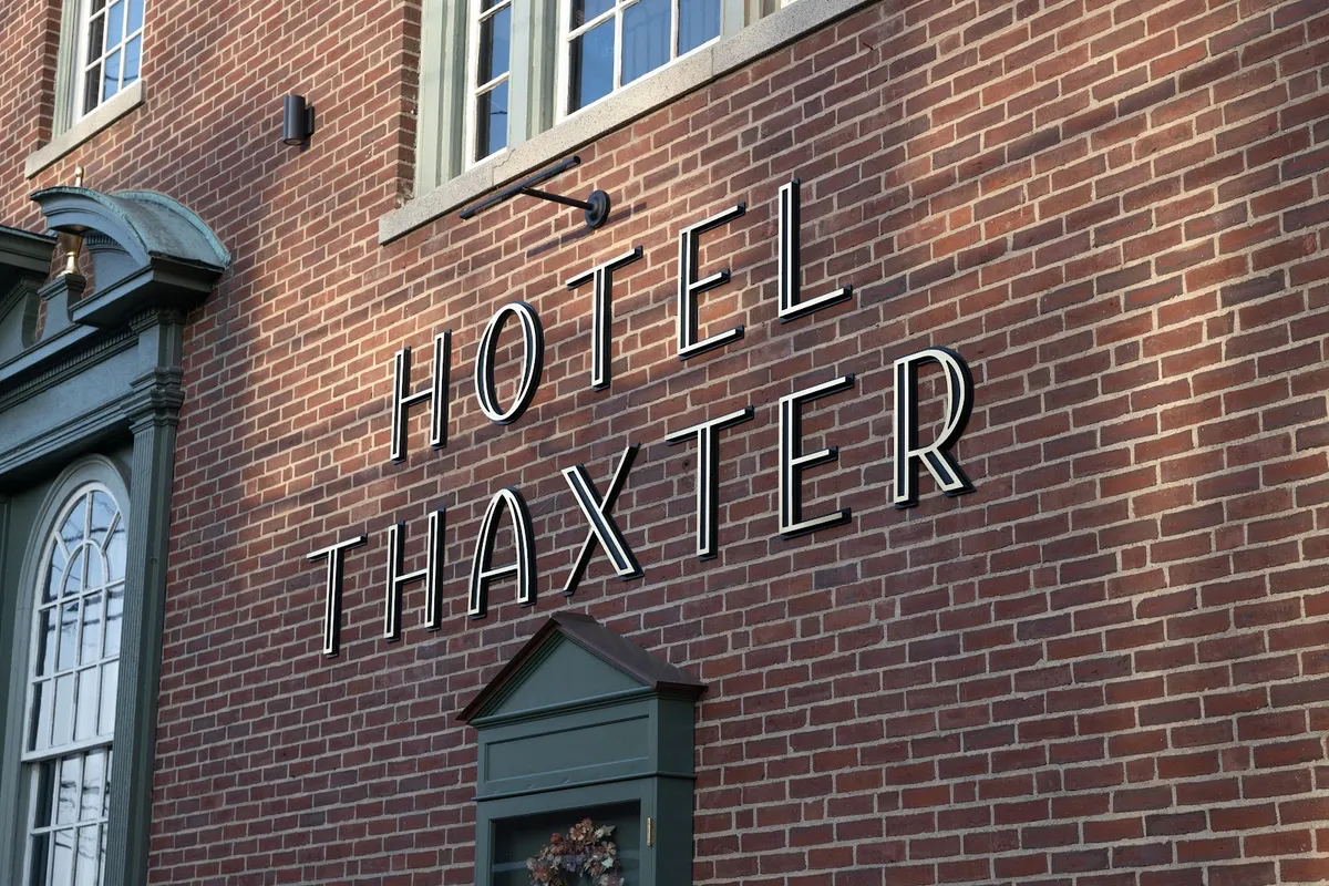 Hotel Thaxter, Portsmouth interior view