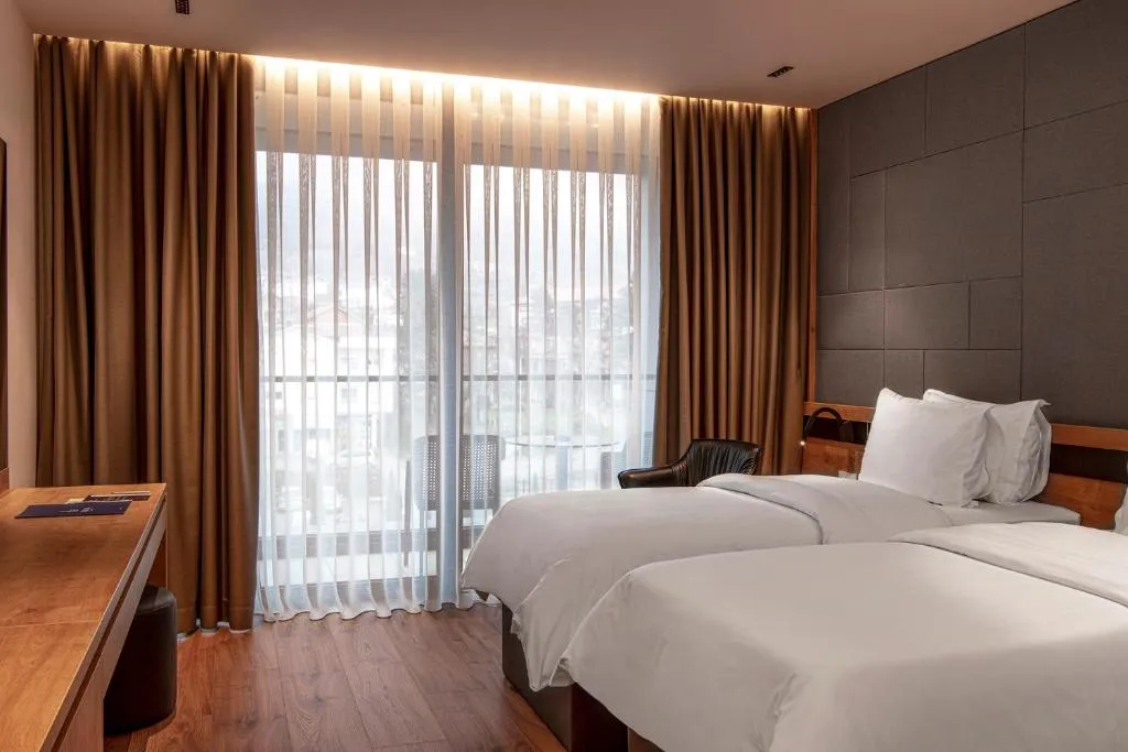 Hotel TROFTA, Peja interior view