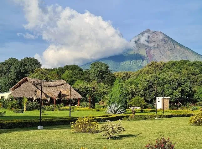 Hotel Victoria, Ometepe interior view