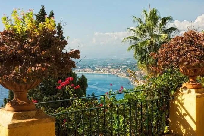Hotel Villa Belvedere, Taormina interior view