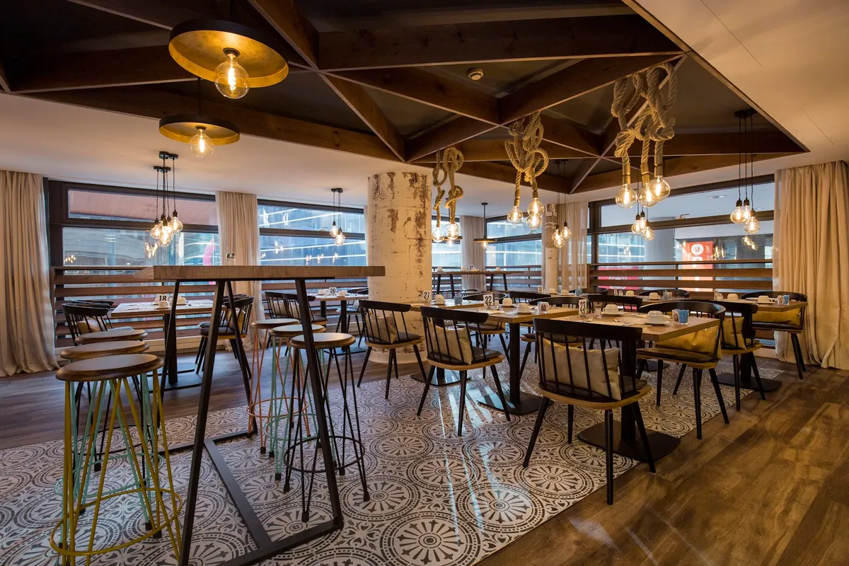 Hotel Yomo Cèntric, Andorra La Vella interior view