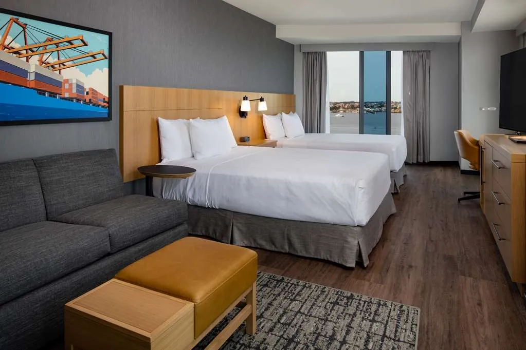 Hyatt Place Boston / Seaport District, Boston interior view