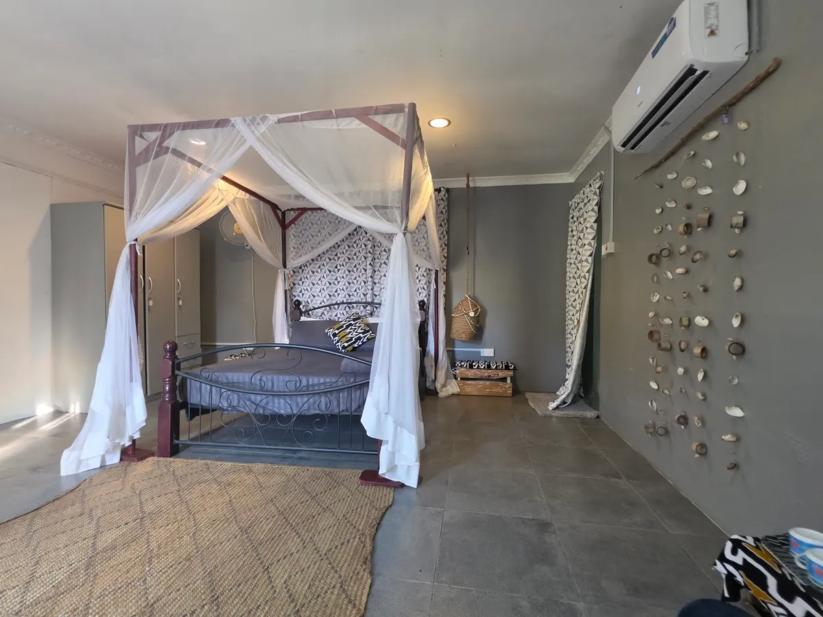 IDC GUEST HOUSE, Bagamoyo interior view