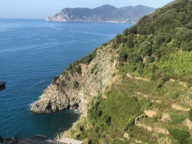 il Magàn - Cinque Terre, Cinque Terre interior view