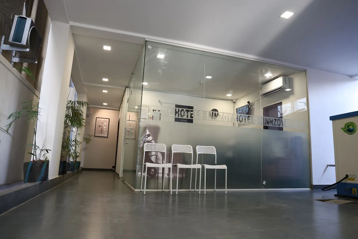 Innzoy Hotels - Khajaguda, Hyderabad interior view