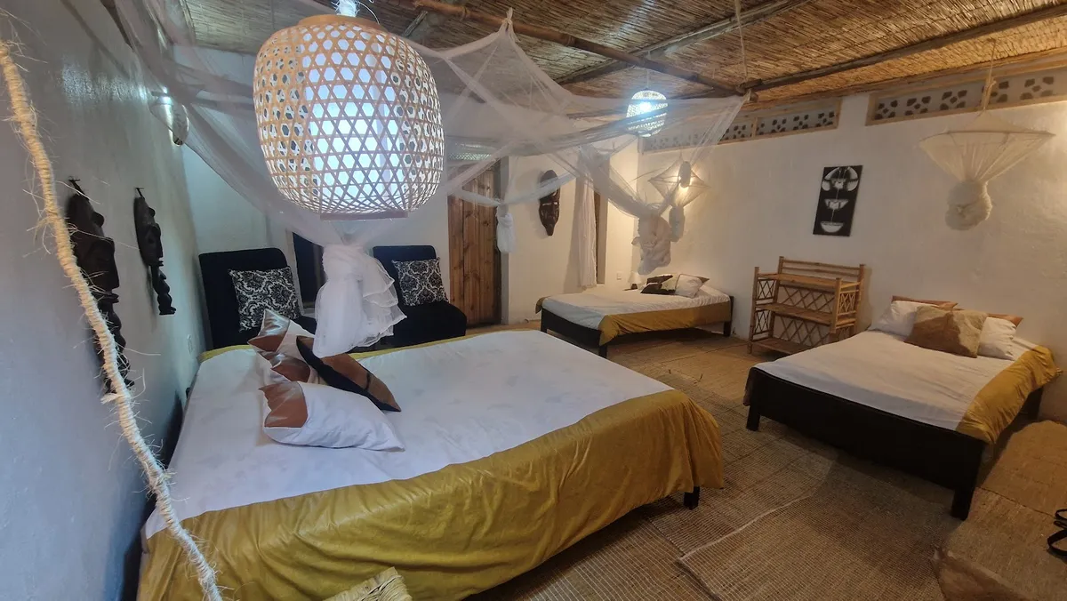 INZU Lodge, Gisenyi interior view