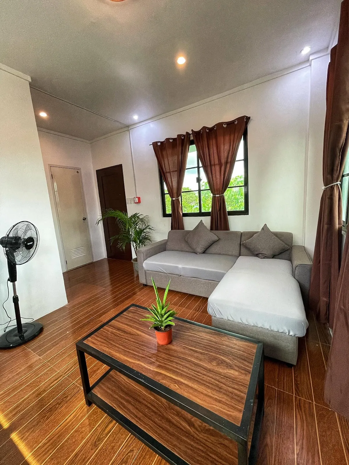 Island Stays Panglao, Bohol interior view