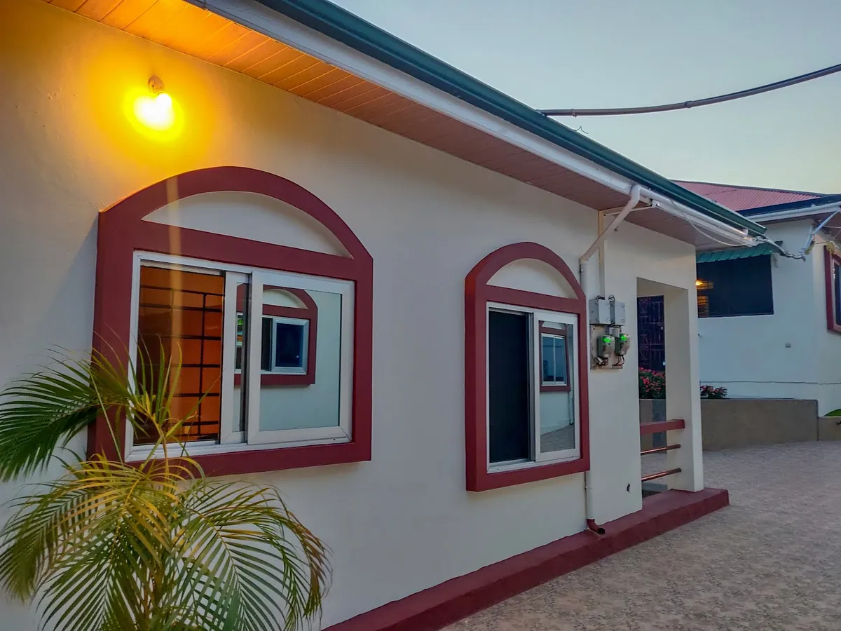 IVY COURT Ghana, Kumasi interior view