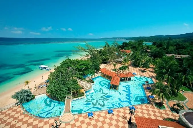 Jewel Dunns River, Ocho Rios interior view
