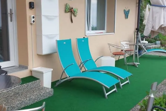 Joli studio avec terrasse et vue POUR NON FUMEURS, Lausanne interior view
