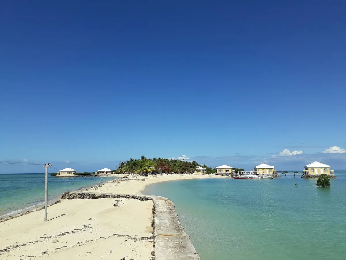 Jomabo Island Paradise and Beach Resort, Visayas interior view