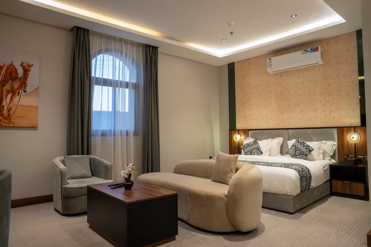 Jovan Suites, Alula interior view