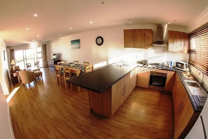 Kaia Village - Hotel Restaurant & Serviced Accommodation, Pemba interior view