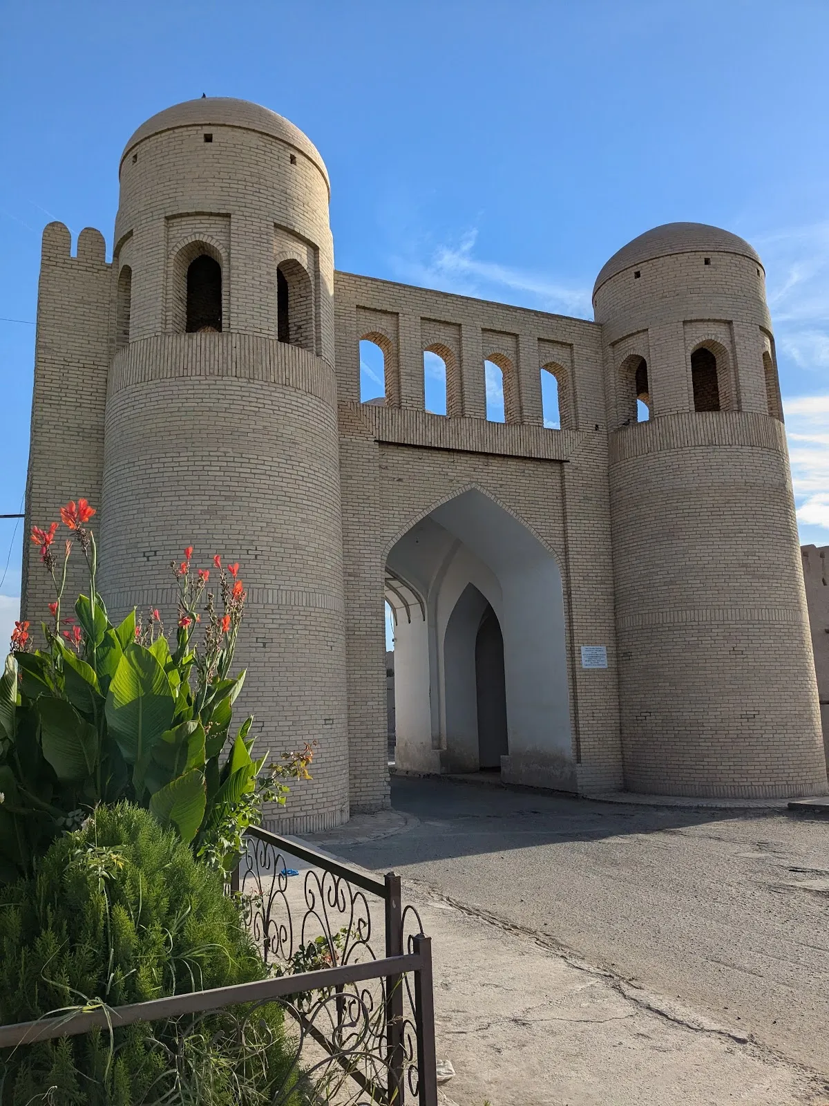 Khiva Angaric Darvoza, Khiva interior view