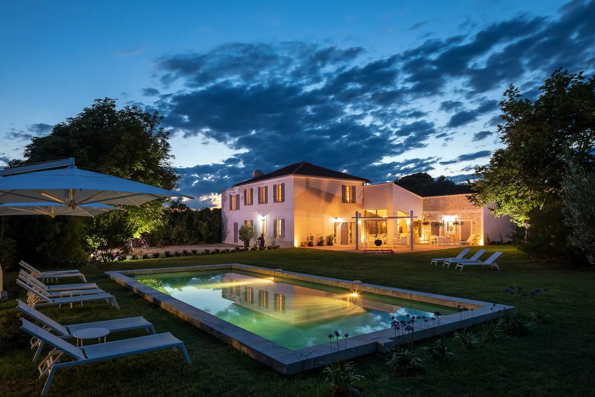 La Bastide de Damien à Aix, Demeure d’Exception 5 clés, Table Remarquable Teritoria, JACUZZI Privatif, Chef étoilé D. Frérard