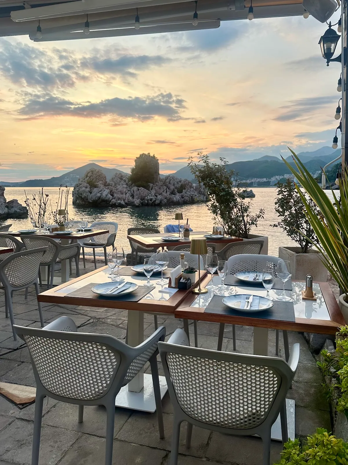 La Mar, Sveti Stefan interior view