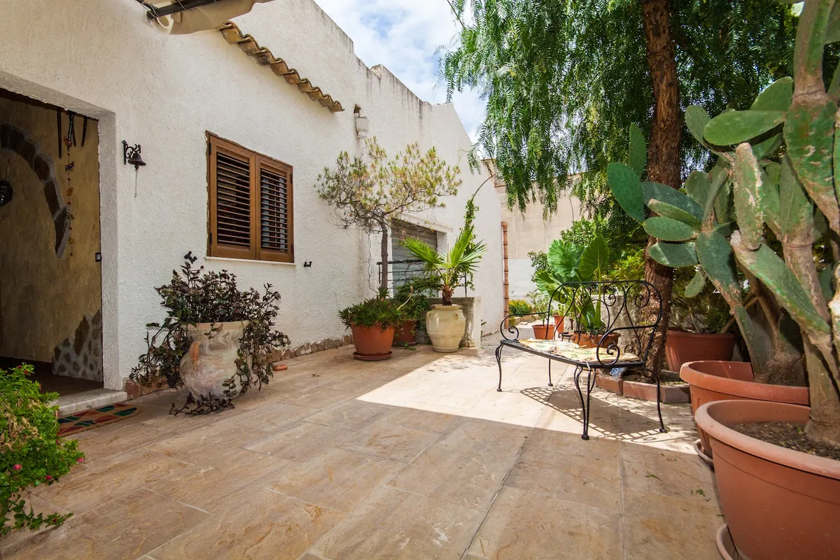 La Pergola B&B Custonaci., Sicily interior view