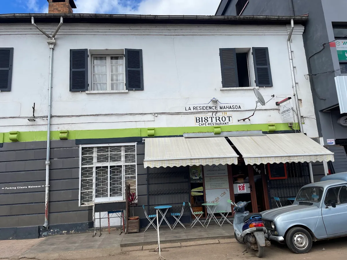 LA RESIDENCE MAHASOA, Antsirabe interior view