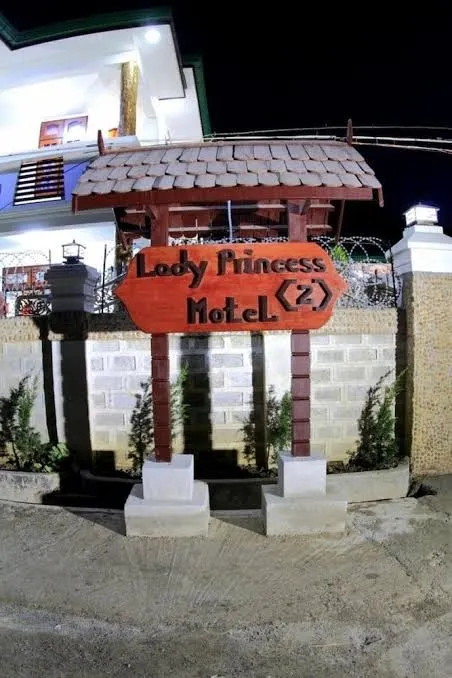Lady Princess Motel 2 - Superior Room, Nyaung Shwe interior view