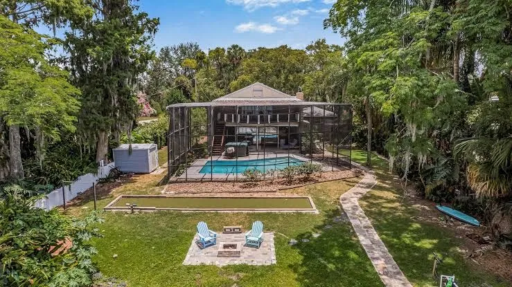 Lakefront 5BR Retreat | Pool, Hot Tub & Lake Views, Orlando interior view