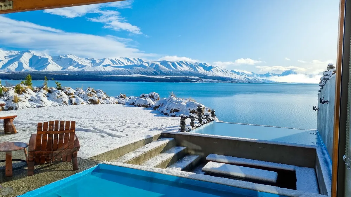 Lakestone Lodge, Lake Pukaki, South Island interior view