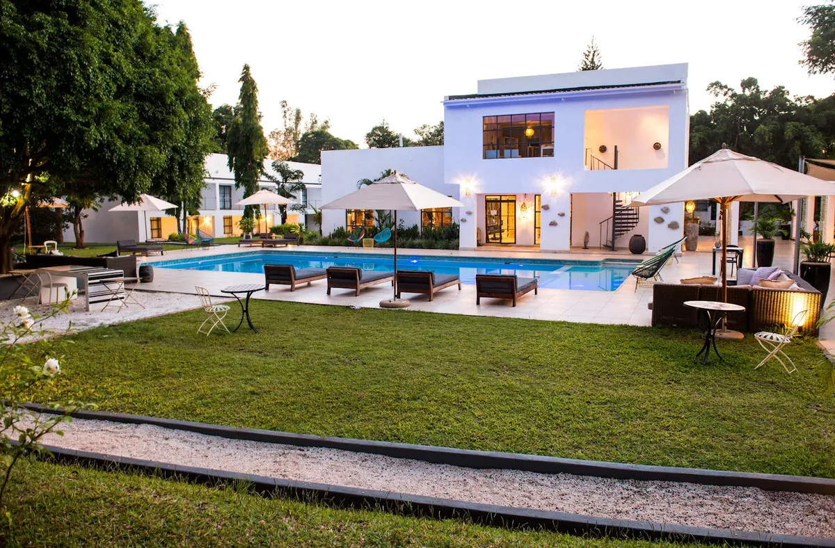 Latitude 13 Degrees, Lilongwe interior view