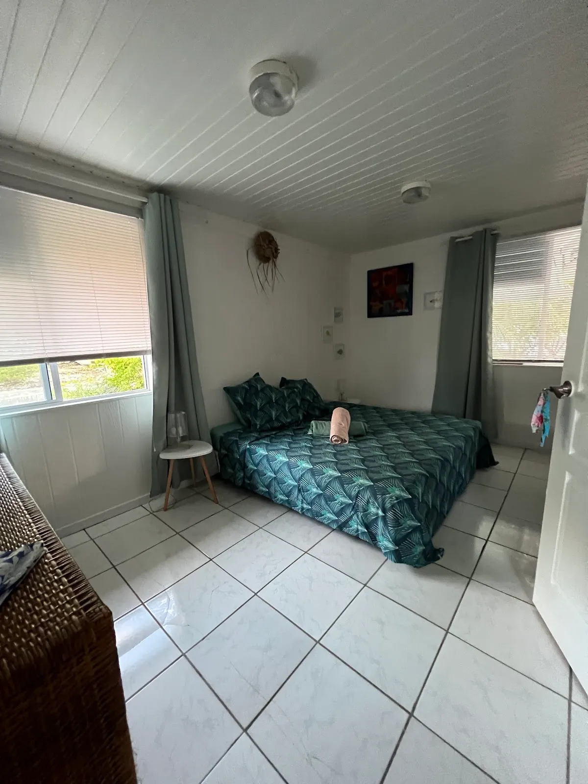 Le Fare Bleu Rangiroa, Rangiroa interior view