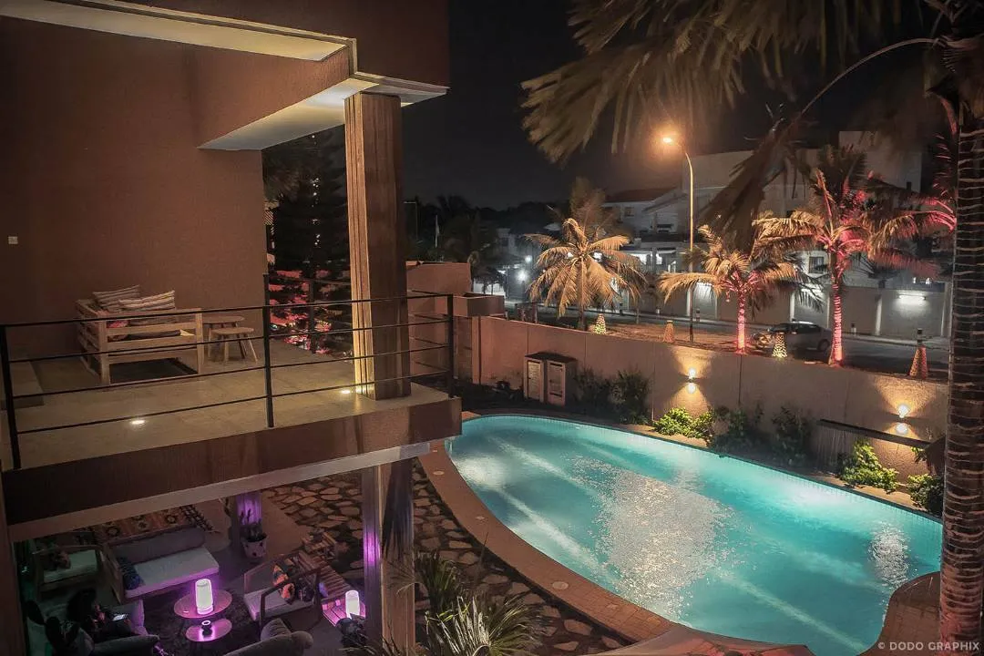 Le Patio, Lome interior view