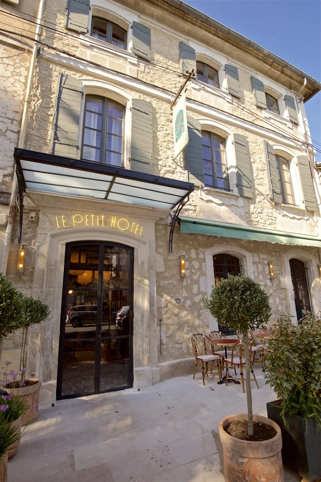 le petit hotel, Provence interior view