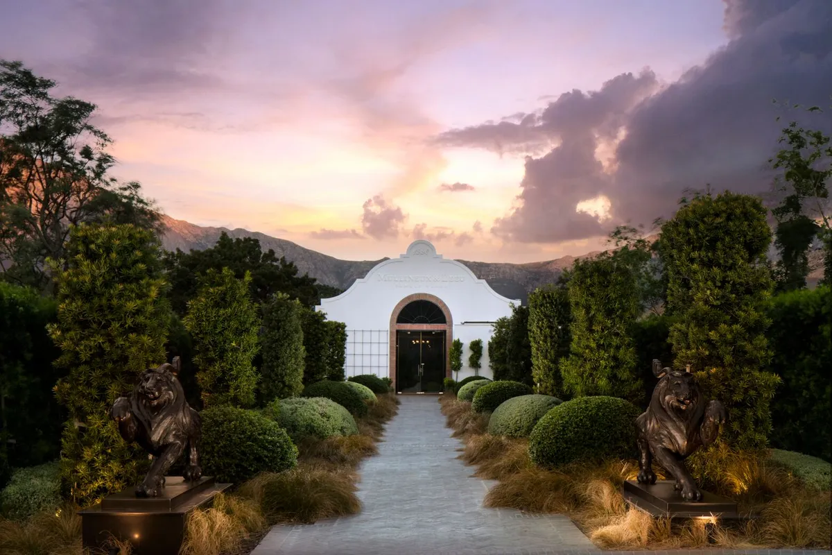 Leeu Estates, Winelands interior view