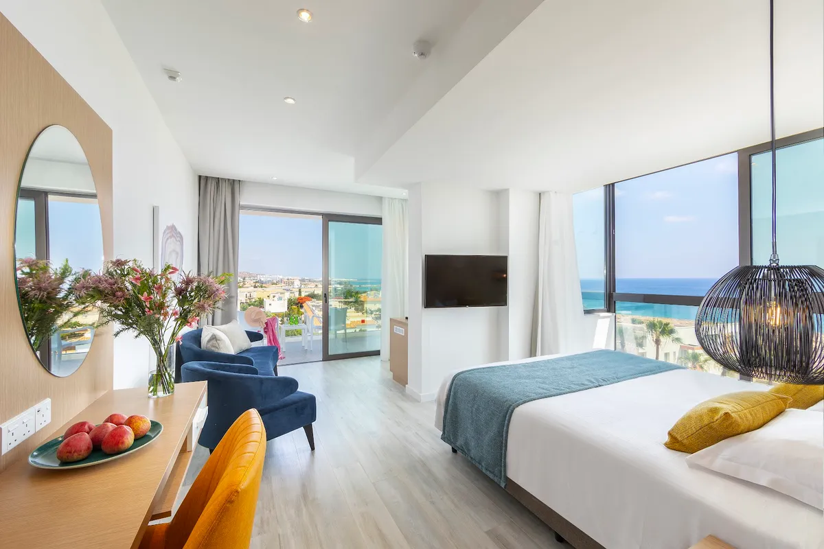 Leonardo Crystal Cove Hotel & Spa by the Sea, Protaras interior view