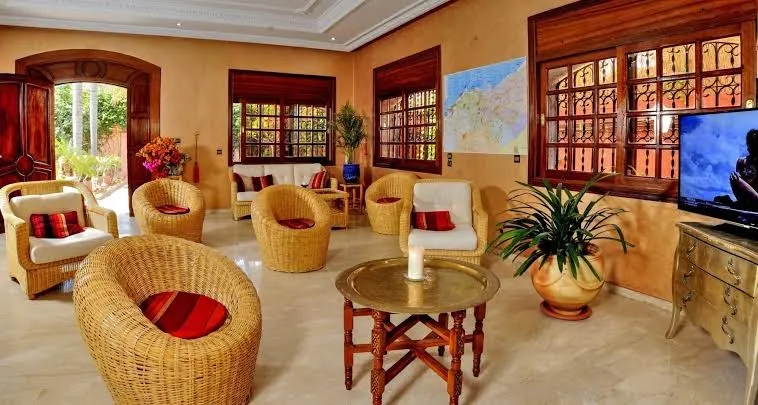Lhostel à Casablanca, Casablanca interior view