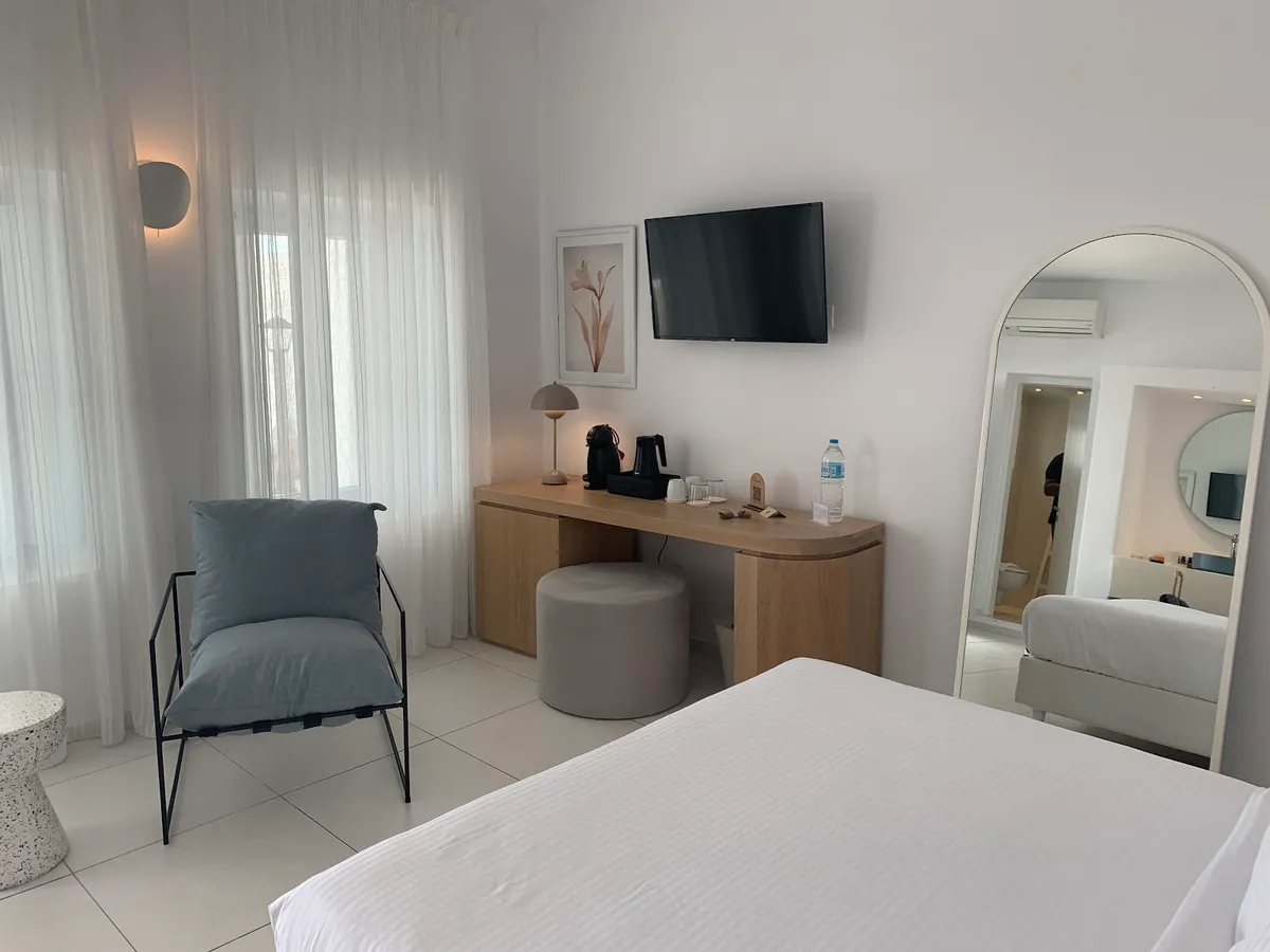 Lilium Hotel Santorini, Santorini interior view