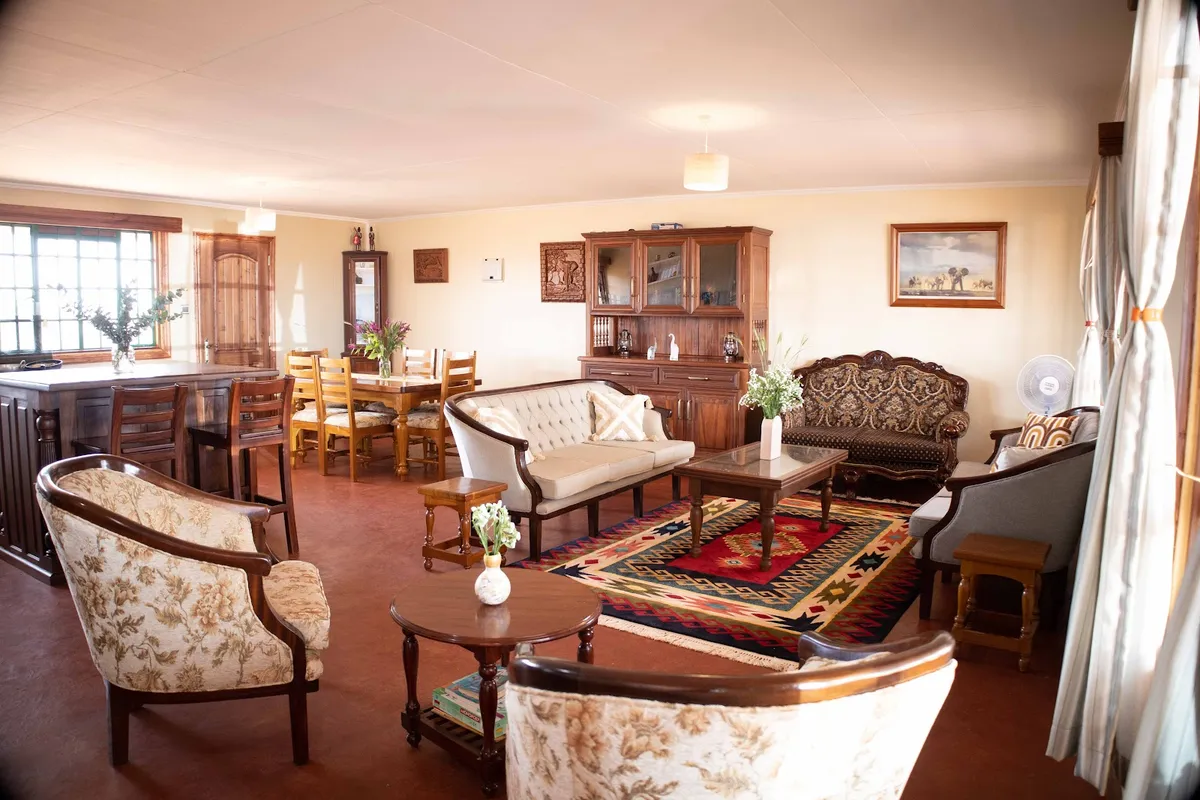 Little Prairie Amboseli, Amboseli interior view
