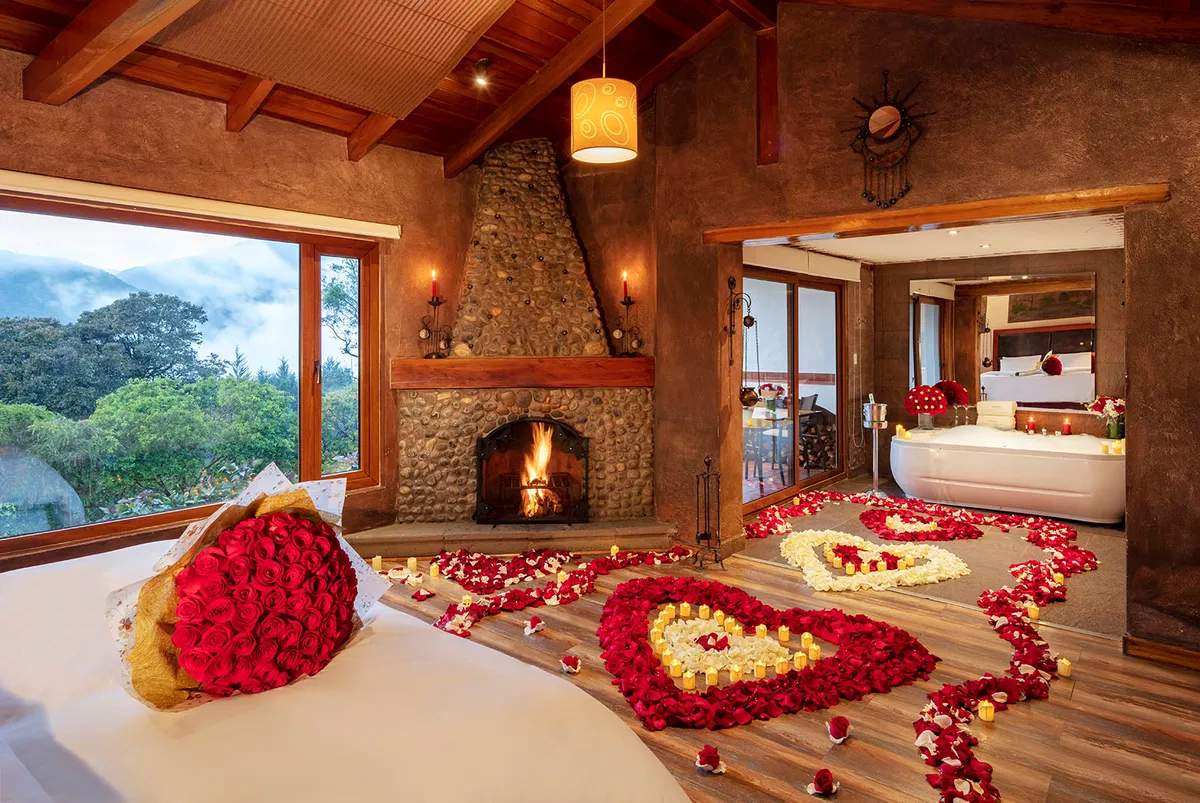 Luna Volcán, Adventure SPA (formerly Luna Runtún), Banos interior view