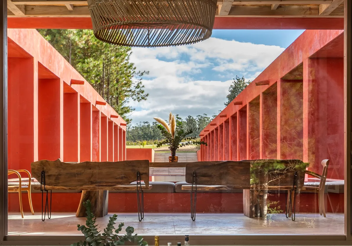 LUZ Culinary Wine Lodge, Jose Ignacio interior view