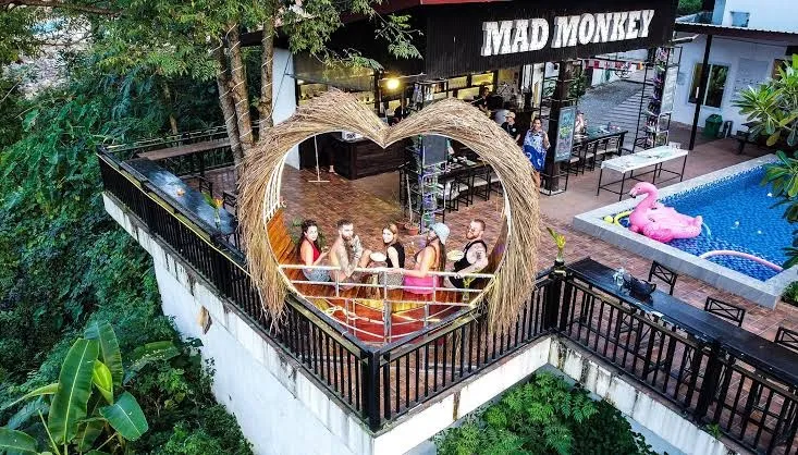 Mad Monkey Vang Vieng, Vang Vieng interior view
