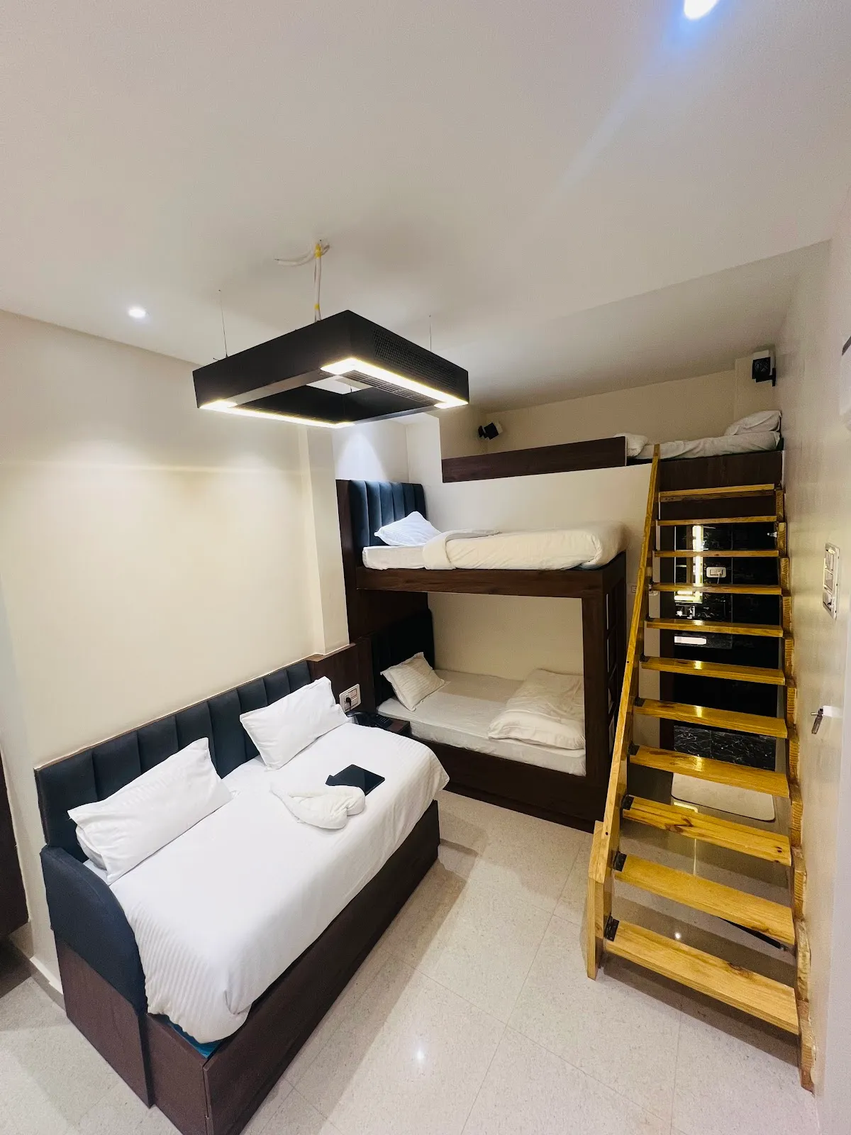 Mahant Ji Residency, Varanasi interior view