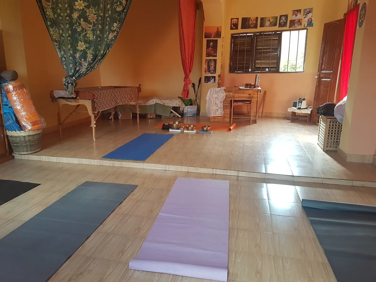 Mangala, Kpalime interior view