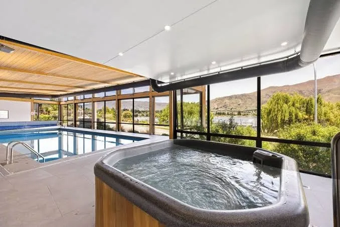 Marina Terrace, Wanaka interior view