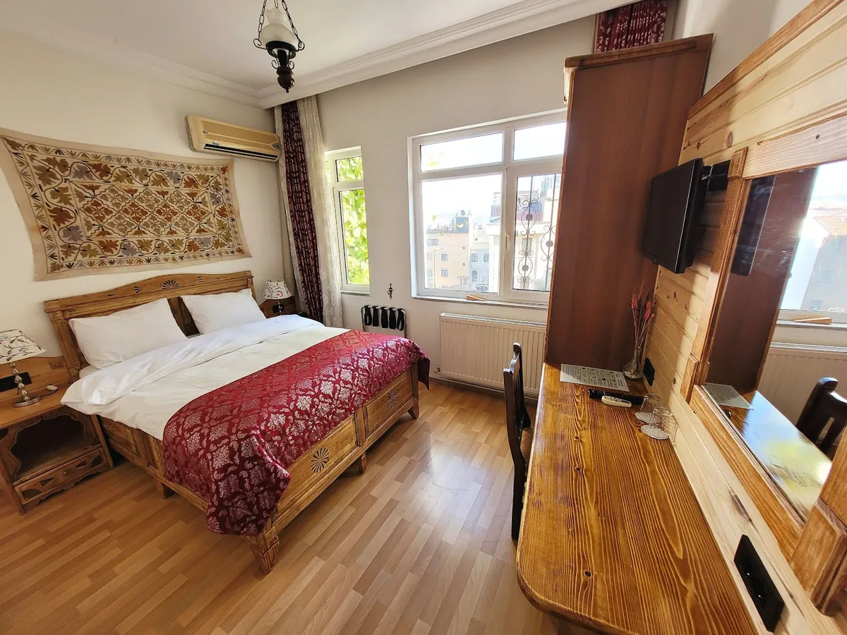 Marmara Guesthouse, Istanbul interior view