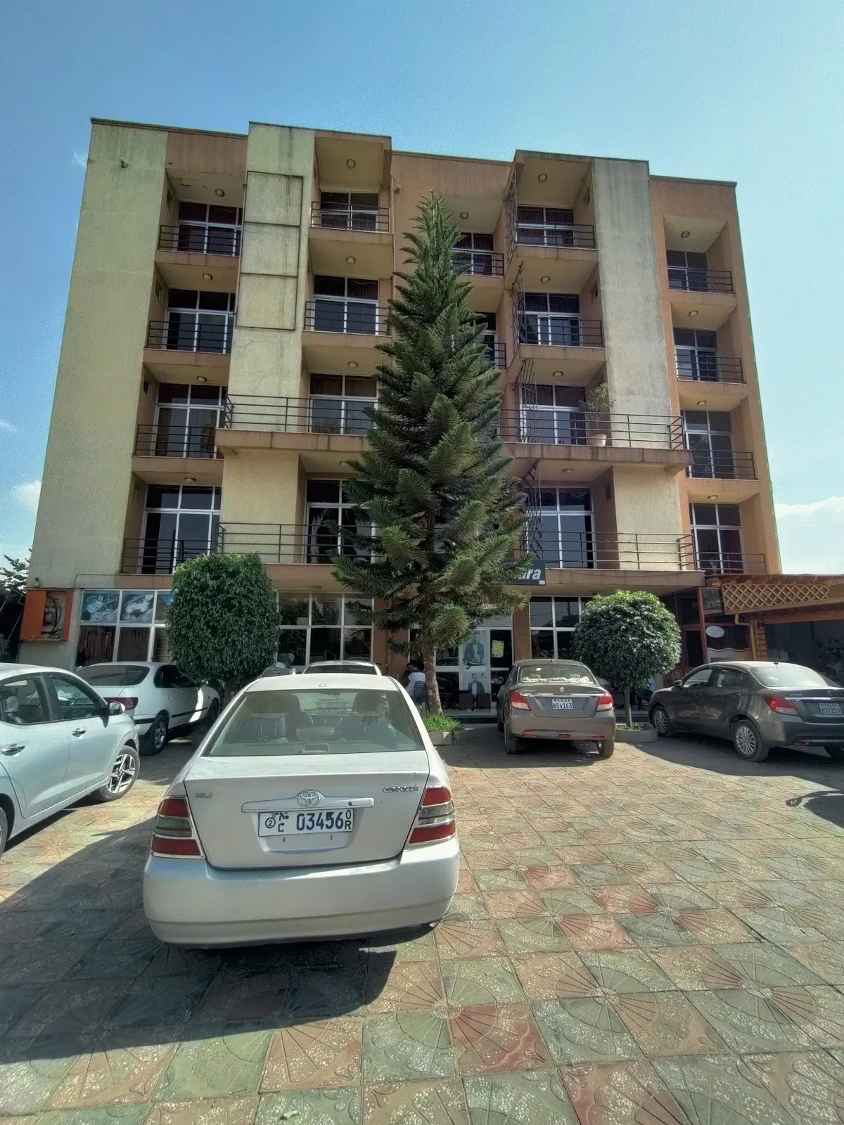 መኮንን ሆቴል / Mekonnen Hotel, Simien Mountains interior view