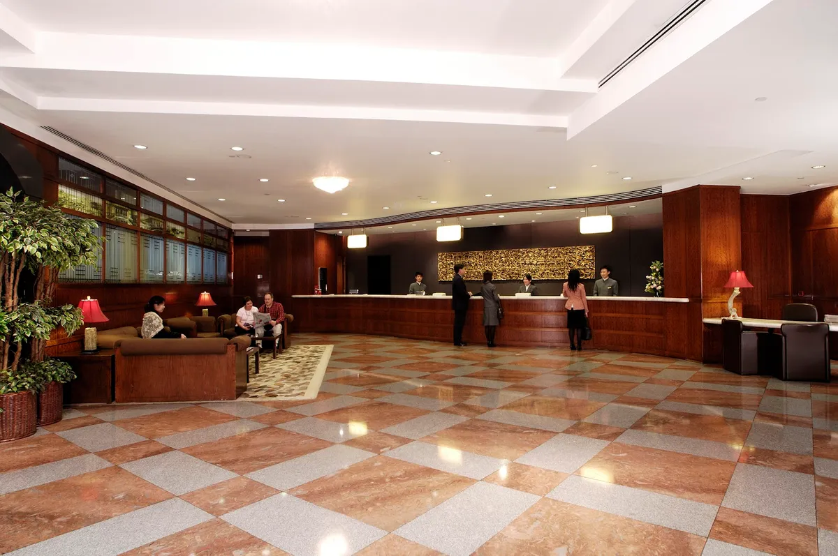 Metropark Hotel Kowloon, Mong Kok interior view