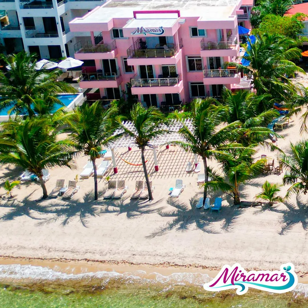 Miramar Suites - Aparthotel Placencia, Belize, Placencia interior view