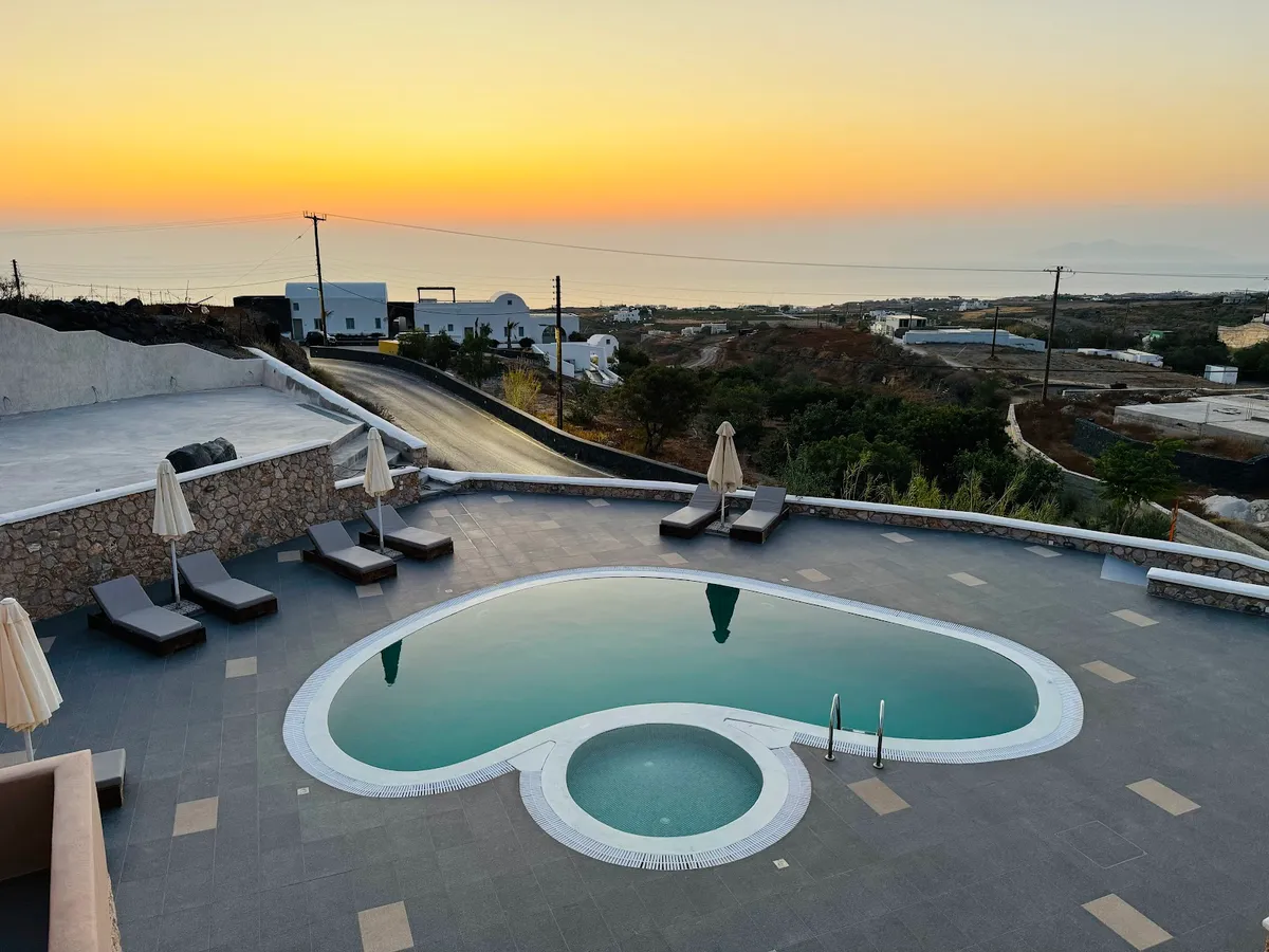Moonlight Apartments, Santorini interior view