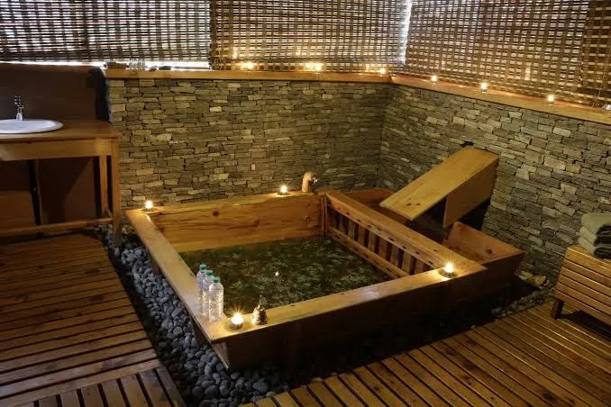 Naksel Boutique Hotel & SPA, Paro interior view