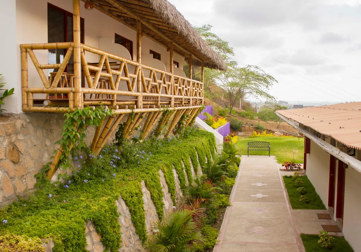 NATIVA BAMBU Ecolodge, Montanita interior view