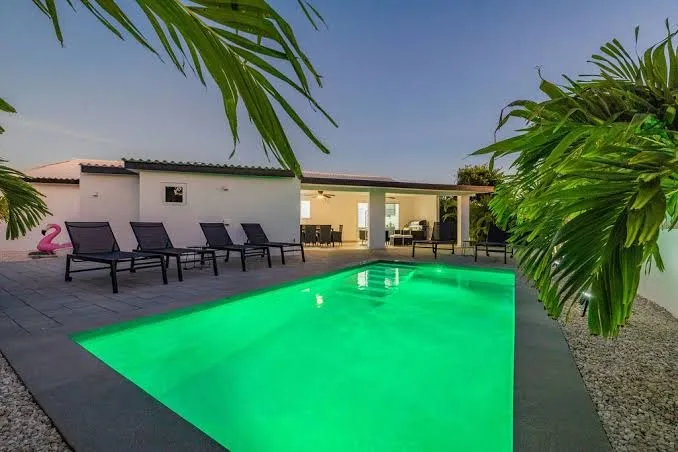 NEW Modern 3 Bedroom “10 minute walk to the Beach”, Eagle Beach interior view