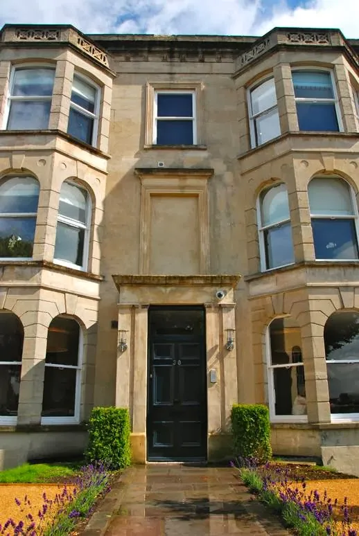 Number 38 Clifton, Bristol interior view